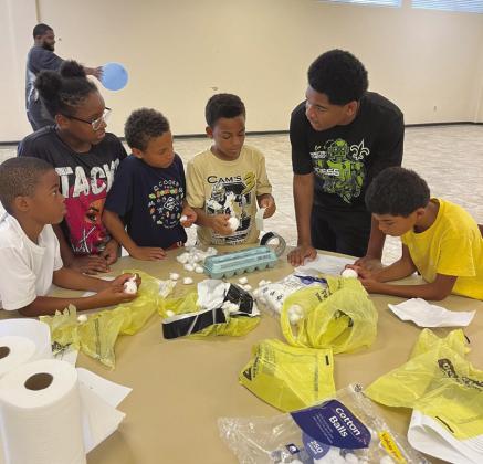 PHS Synergy Robotics Team Hosts Stem Day At Percy Griffin Community Center