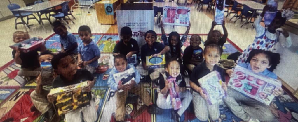 Thank you to Southend Community Club and First Class Gentlemen for donating gifts to our students. The students were delighted and appreciative of your generosity. Thank you for giving back to the community and for painting smiles on the faces of the children of South Plaquemines Elementary School. Your continuous support is unwavering, and much appreciated, especially during a time when so many parents face economical hardships. May your kindness return to you in unexpected ways.