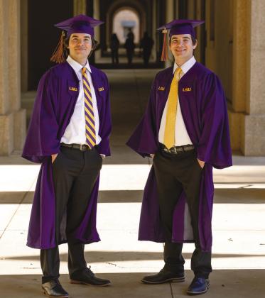 GRADUATION ANNOUNCEMENT