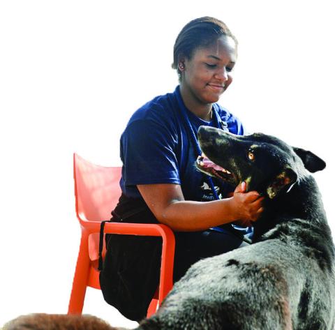 Meet Cora, one of the LASPCA's volunteers!