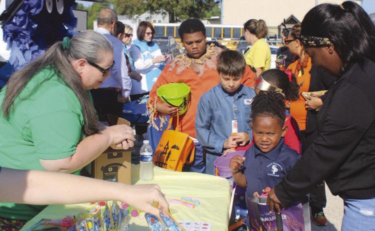 Plaquemines Parish School System Hosts Trunk or Treat
